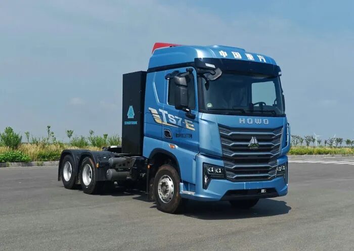 重汽豪沃纯电动牵引汽车.jpg 重汽豪沃纯电动牵引汽车.jpg