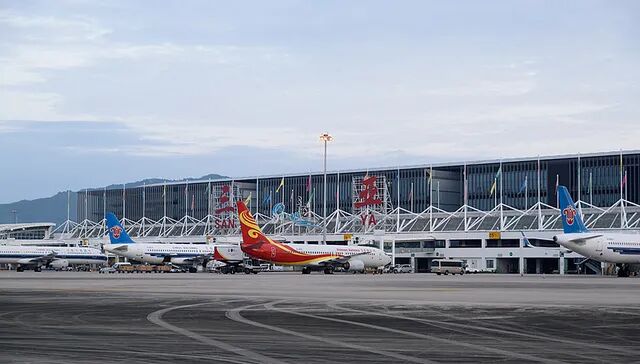 春节返程高峰;三亚;北上广深;机票逼近万元